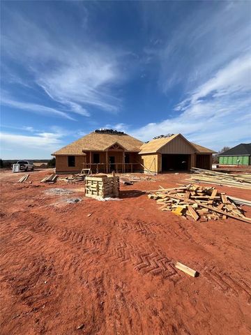 1228 Twin Oaks Drive, Blanchard, OK 73010