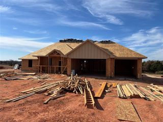 1228 Twin Oaks Drive, Blanchard, OK 73010