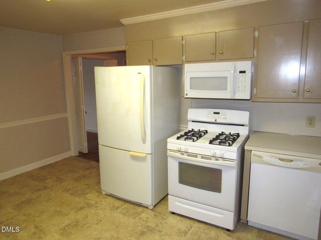 2635 W Lyon Station Road, Creedmoor, NC 27522