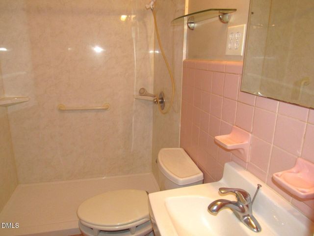 2635 W Lyon Station Road, Creedmoor, NC 27522