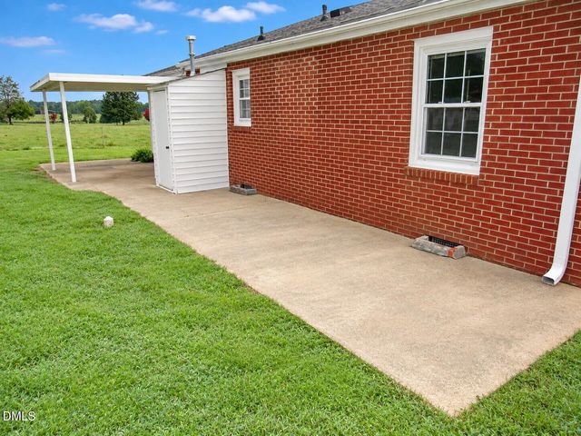 2635 W Lyon Station Road, Creedmoor, NC 27522