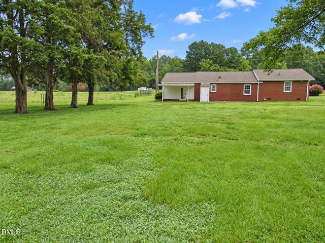 2635 W Lyon Station Road, Creedmoor, NC 27522