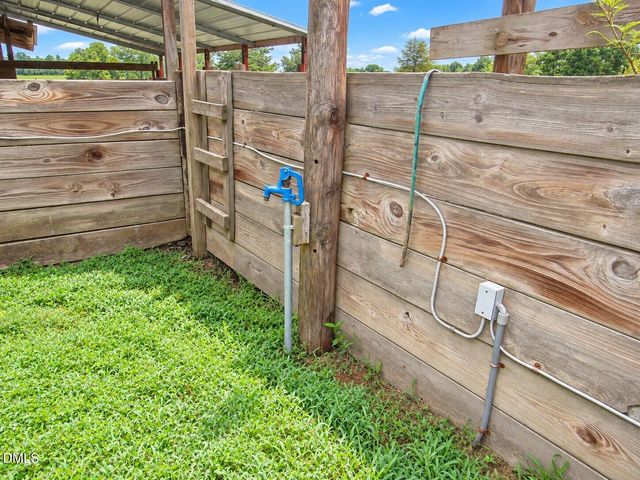 2635 W Lyon Station Road, Creedmoor, NC 27522