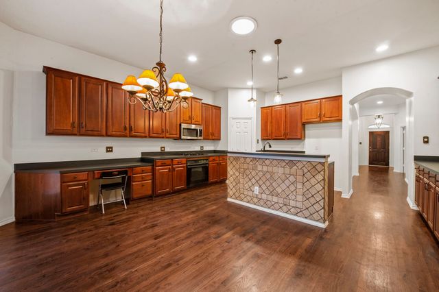 2404 Windgate Lane, Frisco, TX 75033