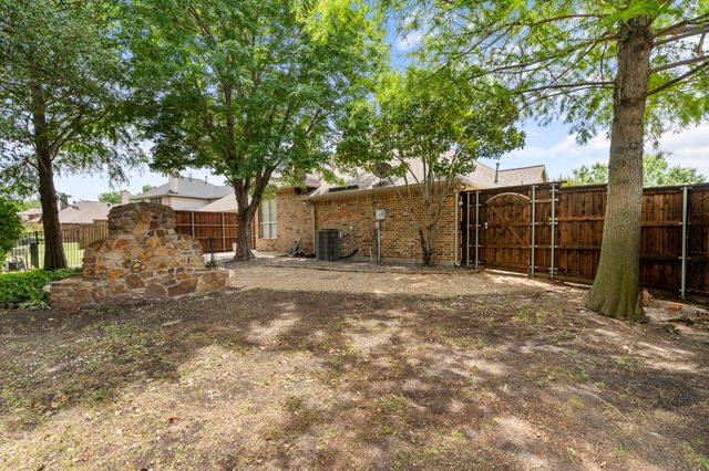 2404 Windgate Lane, Frisco, TX 75033