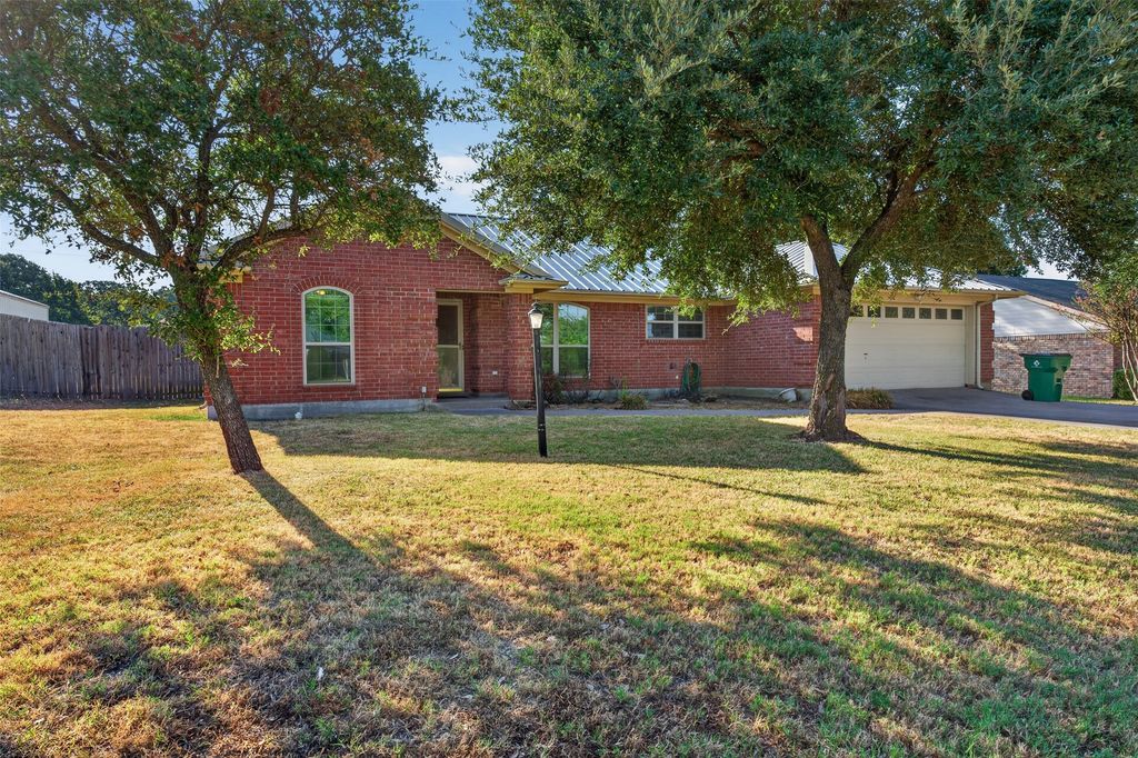 304 Edgehill Road, Joshua, TX 76058 — exterior