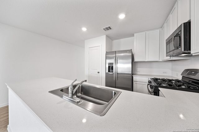 241 Tahoe Ave, New Braunfels, TX 78130