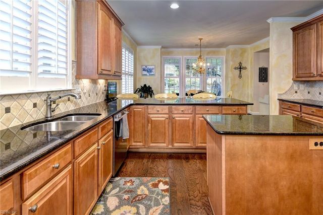 6660 Rexford LN, Williamsburg, VA 23188