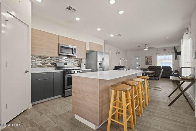 13216 POCKLINGTON Road, El Paso, TX 79928