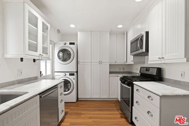 2127 Benecia Avenue, Los Angeles, CA 90025