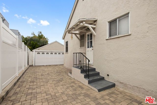 2127 Benecia Avenue, Los Angeles, CA 90025