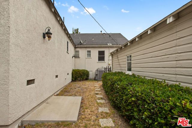 2127 Benecia Avenue, Los Angeles, CA 90025