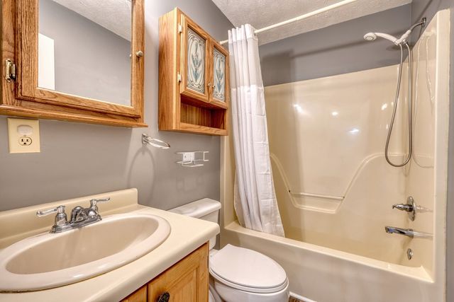 2276 Lovingood Rd., Hiawassee, GA 30546