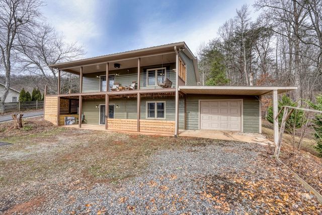 2276 Lovingood Rd., Hiawassee, GA 30546