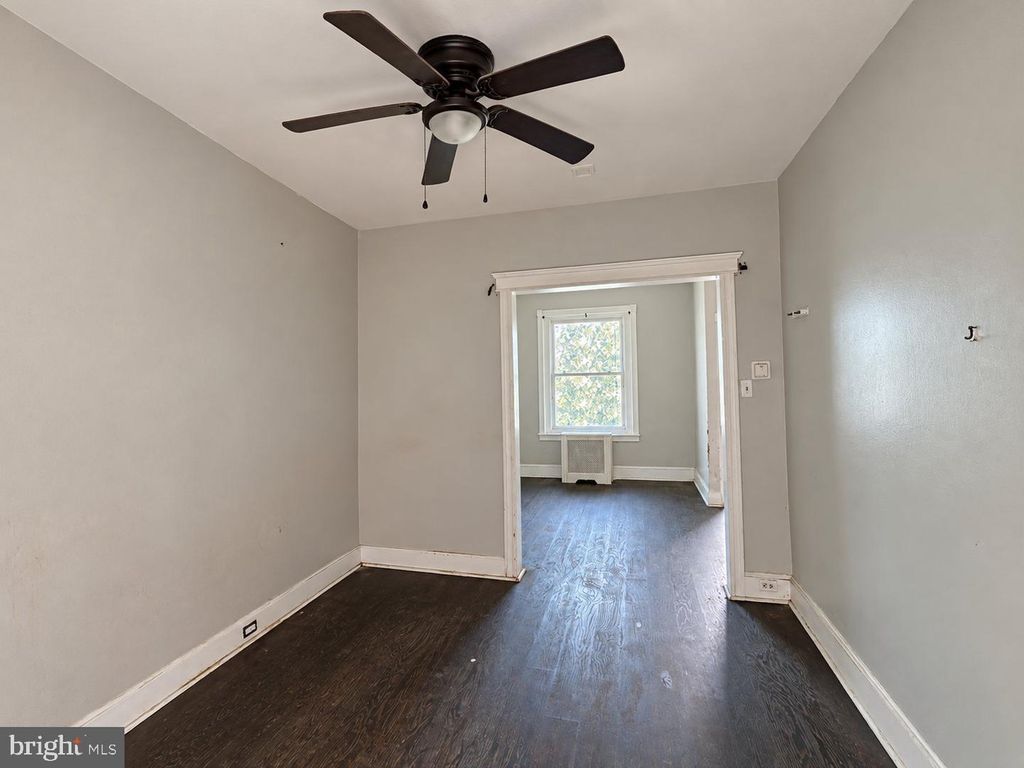 2059 E VICTORIA ST, Philadelphia, PA 19134 — photo 3