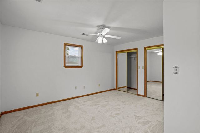 229 Spruce St, Zelienople Boro, PA 16063