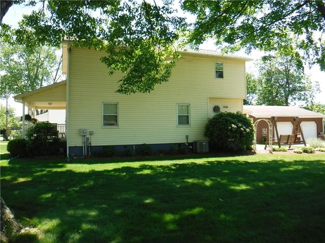 229 Spruce St, Zelienople Boro, PA 16063