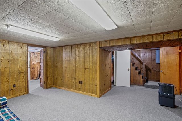229 Spruce St, Zelienople Boro, PA 16063