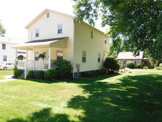 229 Spruce St, Zelienople Boro, PA 16063