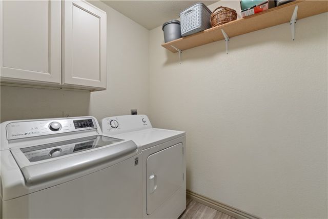 681 Edens Court, Centerton, AR 72719