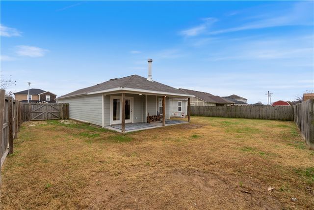 681 Edens Court, Centerton, AR 72719