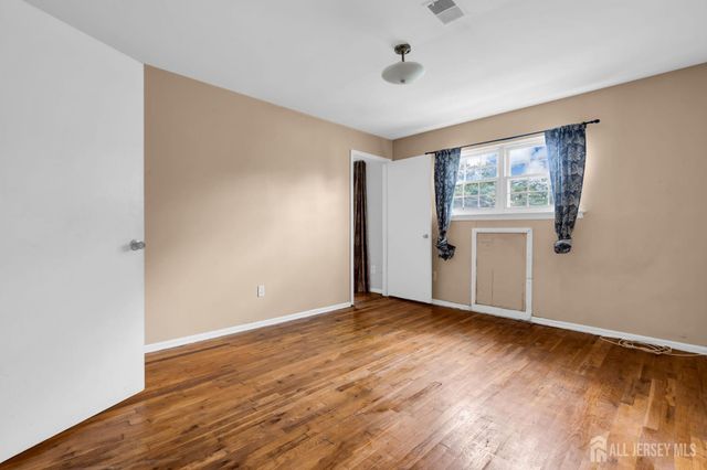 299 College Drive, Edison, NJ 08817