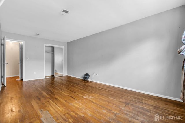 299 College Drive, Edison, NJ 08817