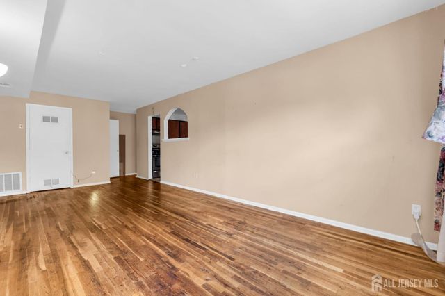 299 College Drive, Edison, NJ 08817