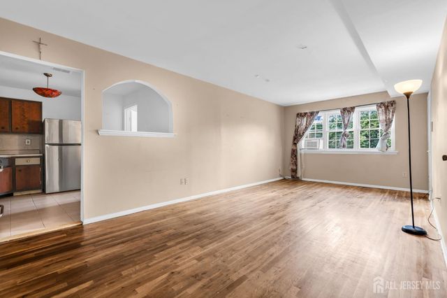 299 College Drive, Edison, NJ 08817