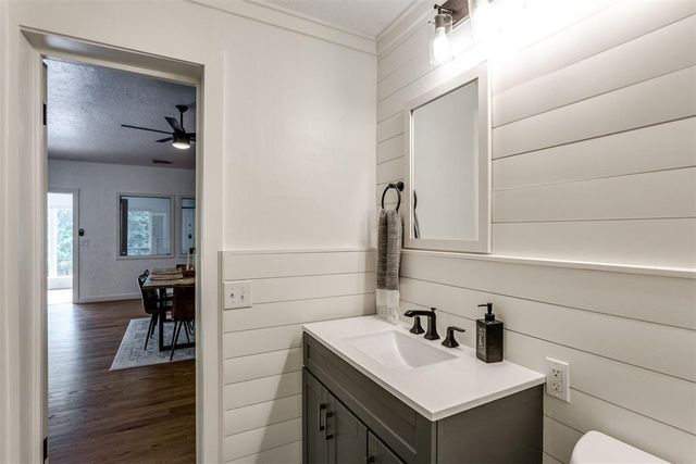 11000 Western, Oklahoma City, OK 73170