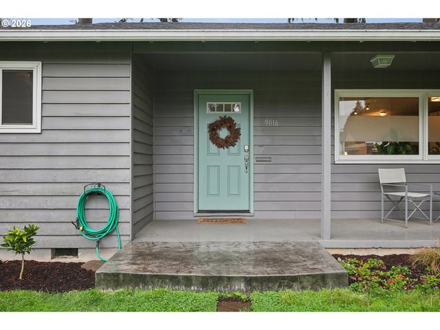 9016 MT BAKER Ave, Vancouver, WA 98664