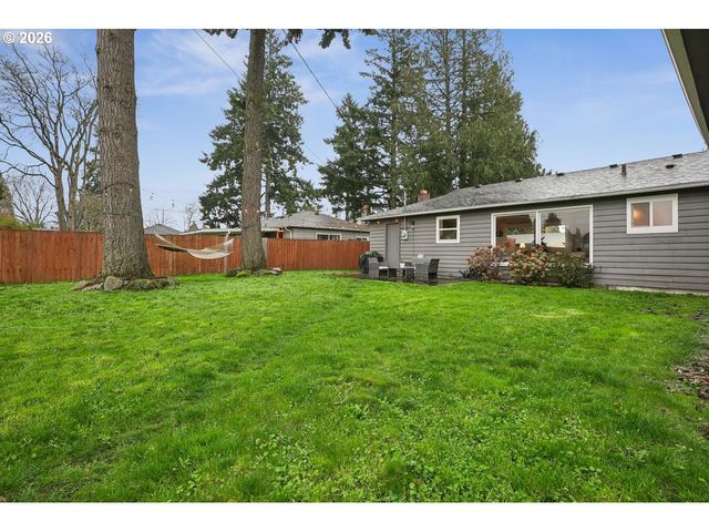 9016 MT BAKER Ave, Vancouver, WA 98664