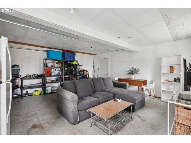 9016 MT BAKER Ave, Vancouver, WA 98664