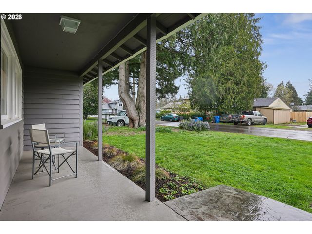 9016 MT BAKER Ave, Vancouver, WA 98664