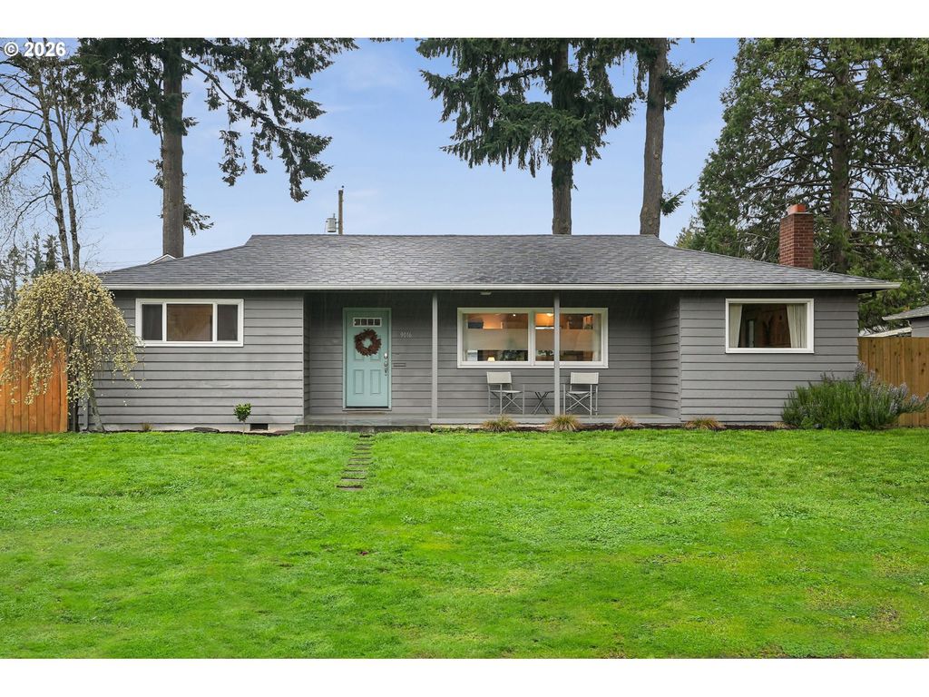 9016 MT BAKER Ave, Vancouver, WA 98664