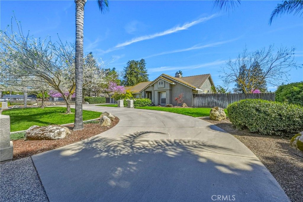 Image 2 of property listing at 2826 Clydesdale Avenue, Atwater, CA 95301