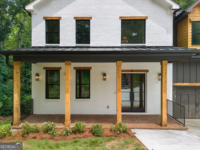 132 Lakeshore Drive NE, Marietta, GA 30067