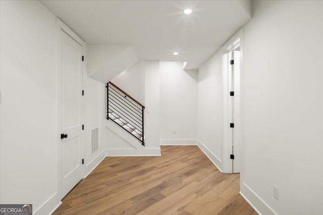132 Lakeshore Drive NE, Marietta, GA 30067