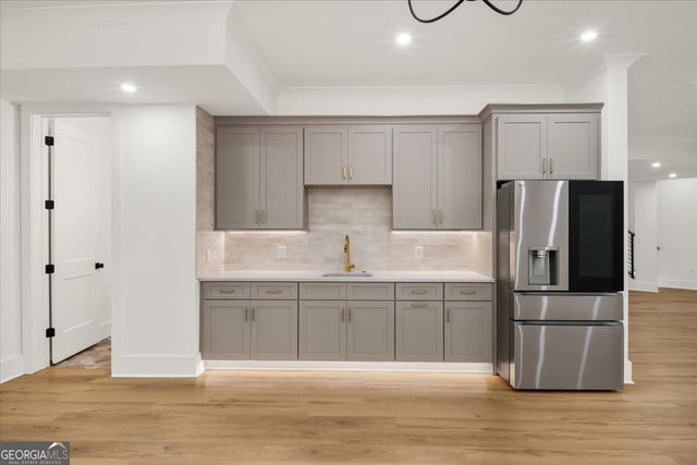 132 Lakeshore Drive NE, Marietta, GA 30067