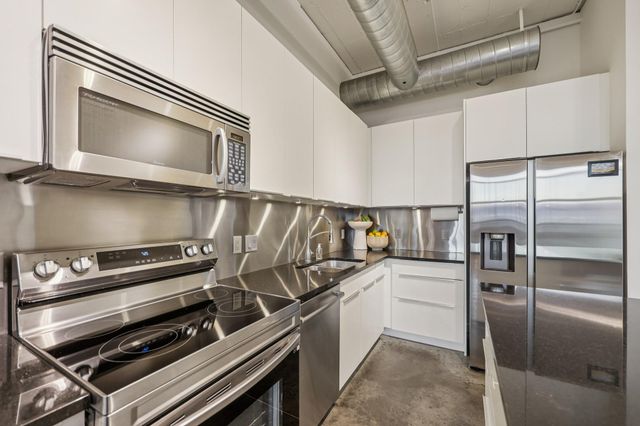 2929 Chicago Avenue 1105, Minneapolis, MN 55407