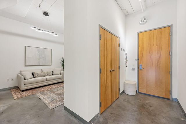 2929 Chicago Avenue 1105, Minneapolis, MN 55407