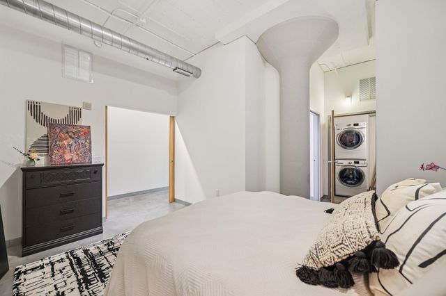 2929 Chicago Avenue 1105, Minneapolis, MN 55407