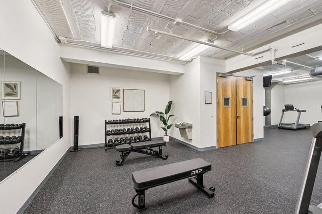 2929 Chicago Avenue 1105, Minneapolis, MN 55407