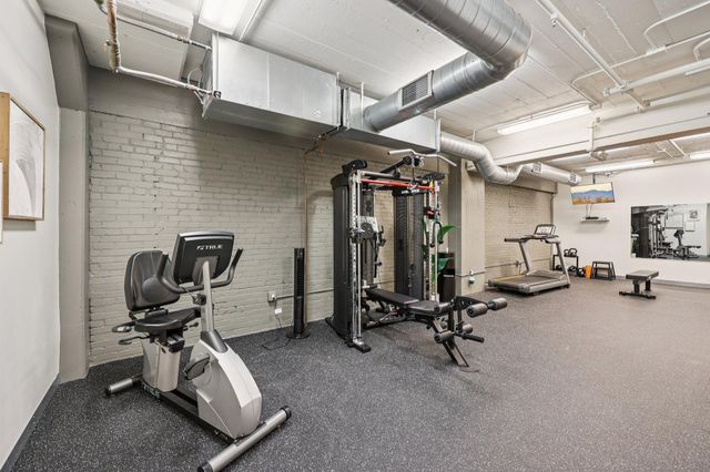 2929 Chicago Avenue 1105, Minneapolis, MN 55407