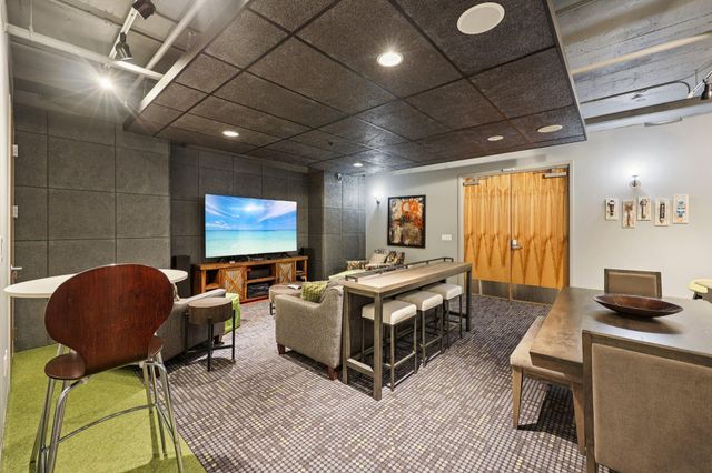 2929 Chicago Avenue 1105, Minneapolis, MN 55407