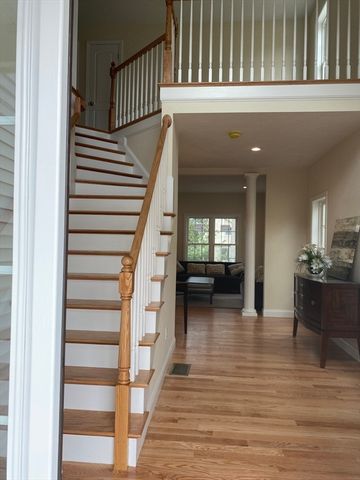 209B Crownshield Ave 19B, Uxbridge, MA 01569