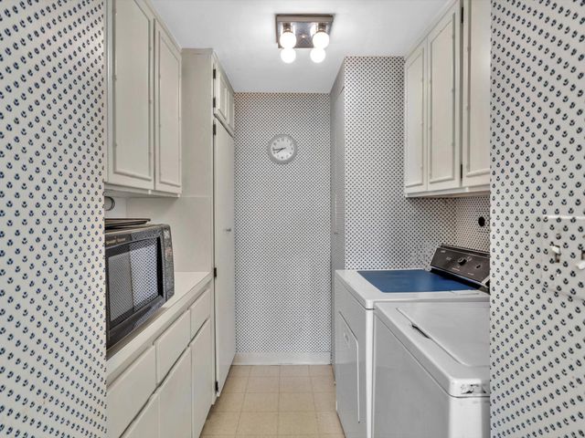 50 East Road 12f, Delray Beach, FL 33483