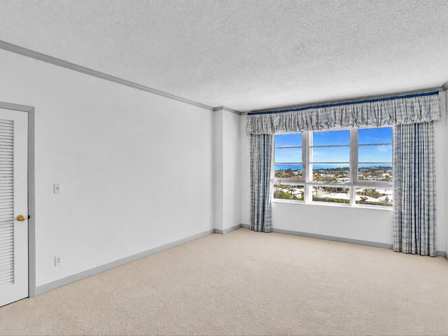 50 East Road 12f, Delray Beach, FL 33483