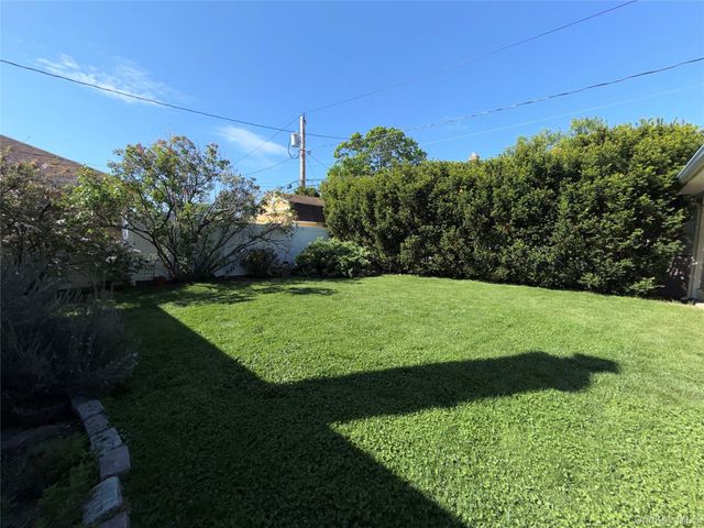 1108 McDonald Avenue, Wantagh, NY 11793
