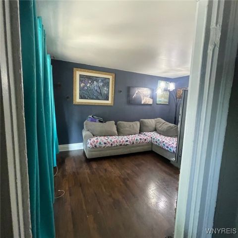 81 Moreland Street, Buffalo, NY 14206